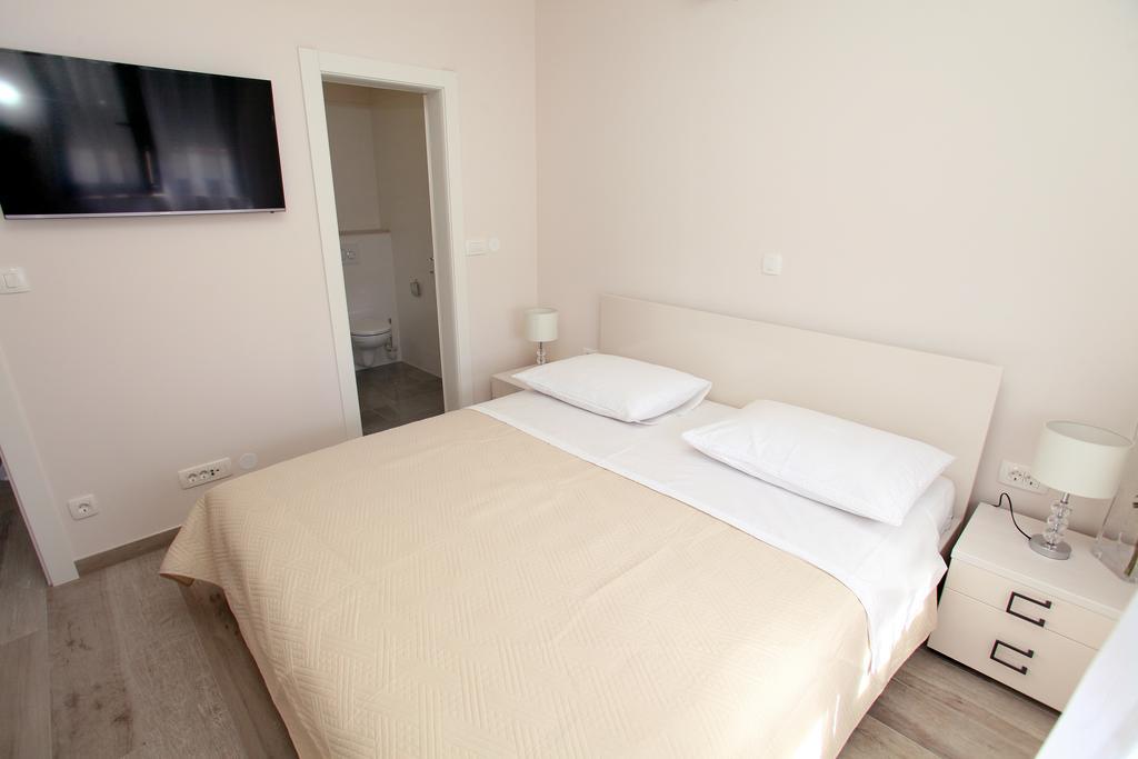 Apartments Villa Aquamarie Trogir Dış mekan fotoğraf
