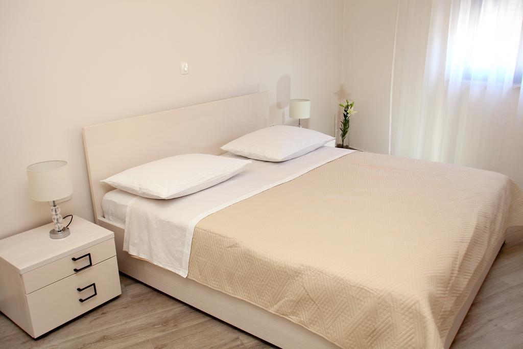 Apartments Villa Aquamarie Trogir Dış mekan fotoğraf