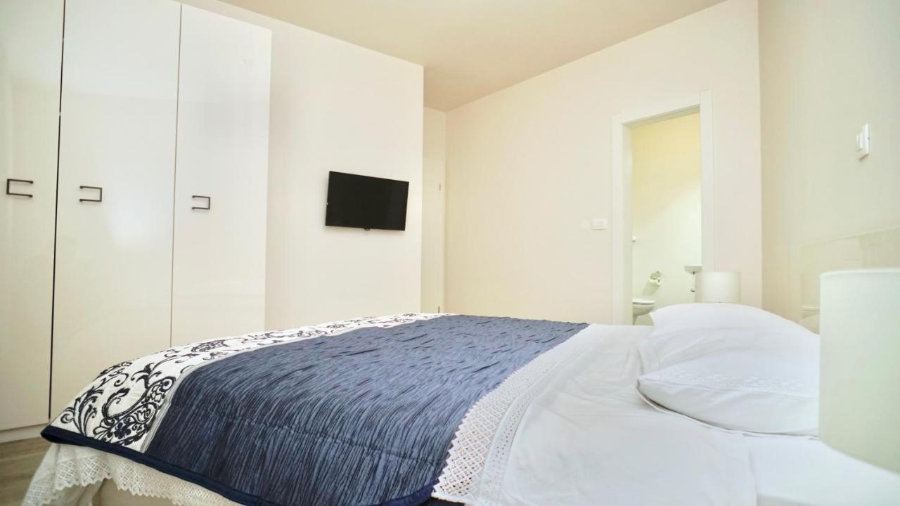 Apartments Villa Aquamarie Trogir Dış mekan fotoğraf